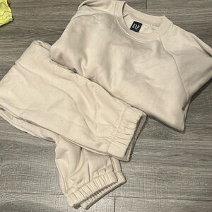 beige sweat set